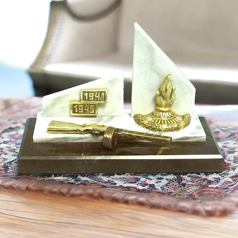 Сувенир «Вечный огонь» из бронзы и камня