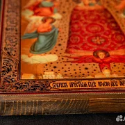 Икона деревянная "Прибавление ума" Богоматери — фотография 5