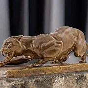 Скульптура «Крадущаяся пантера» с патиной — фотография 1